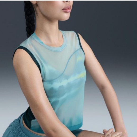 NWT Nike Women's Blue X Norblack Norwhite Dri-Fit Printed Tank Top Size XL - Picture 10 of 12